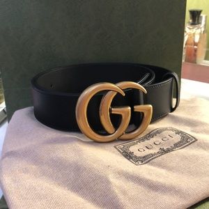 Gucci Wide leather belt with Double G buckle
